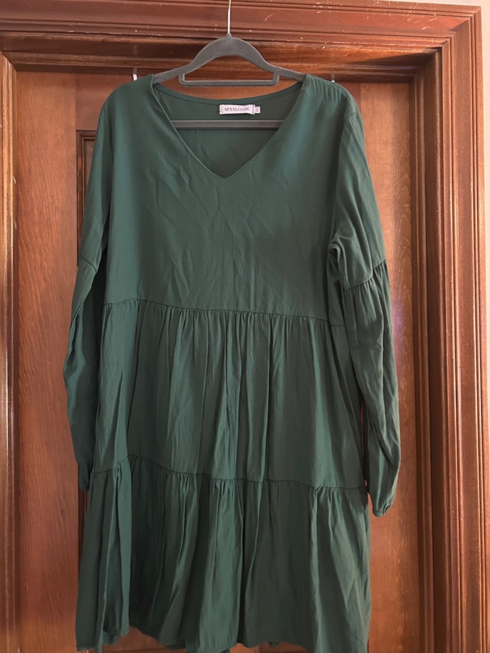 MISSLOOK Forest Green V-Neck Tiered Long Sleeve Dress